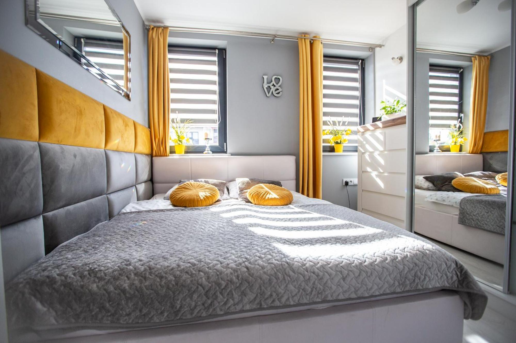 Wlodarska 4A Apartament Premium Красков Екстериор снимка