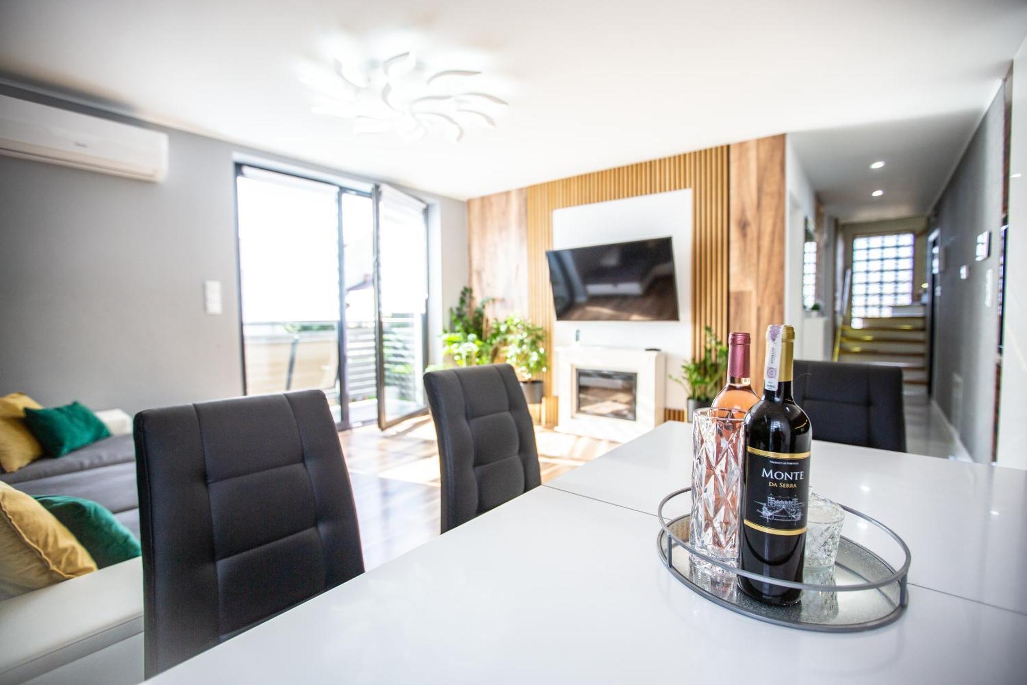 Wlodarska 4A Apartament Premium Красков Екстериор снимка